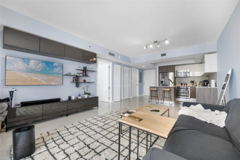 Condominio en alquiler en Doral, Florida, 1 dormitorio, 63.92 m2 № 2070101 - foto 9