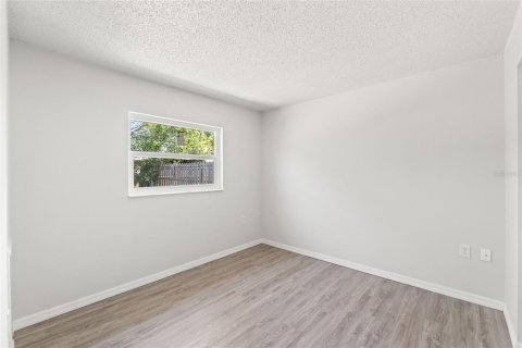 Casa en venta en Port Richey, Florida, 2 dormitorios, 65.4 m2 № 2225377 - foto 9