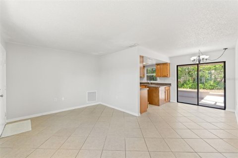 Casa en venta en Port Richey, Florida, 2 dormitorios, 65.4 m2 № 2225377 - foto 15