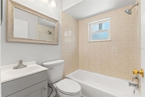 Casa en venta en Port Richey, Florida, 2 dormitorios, 65.4 m2 № 2225377 - foto 12