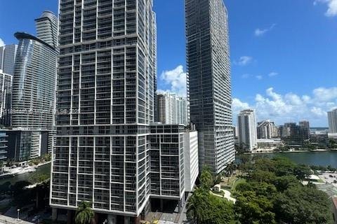 Condominio en alquiler en Miami, Florida, 2 dormitorios, 106.47 m2 № 1947946 - foto 29