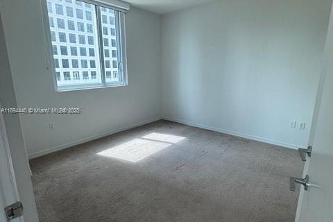 Condominio en alquiler en Miami, Florida, 2 dormitorios, 106.47 m2 № 1947946 - foto 20