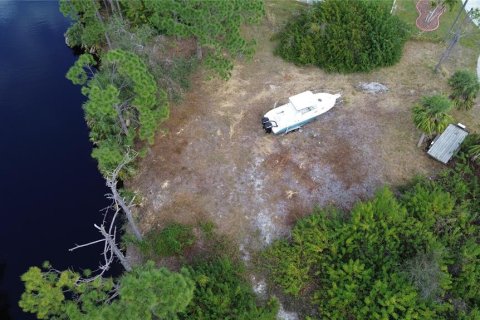 Terreno en venta en Port Charlotte, Florida № 1010042 - foto 8