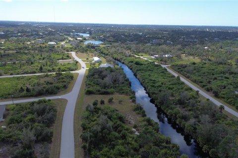 Terreno en venta en Port Charlotte, Florida № 1010042 - foto 6