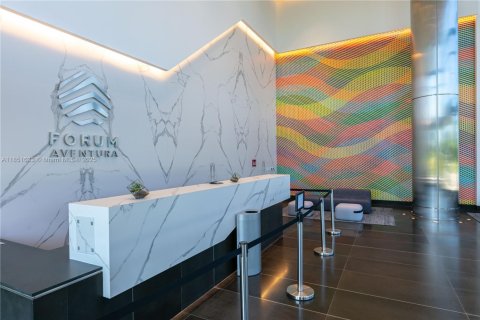 Коммерческая недвижимость в Авентура, Флорида № 2034749