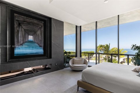 Casa en venta en Marathon, Florida, 10 dormitorios, 737.09 m2 № 1984724 - foto 21