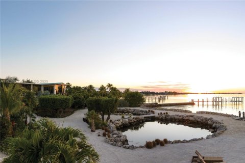 Casa en venta en Marathon, Florida, 10 dormitorios, 737.09 m2 № 1984724 - foto 27