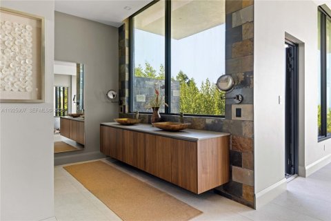 Casa en venta en Marathon, Florida, 10 dormitorios, 737.09 m2 № 1984724 - foto 19