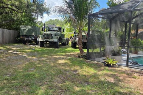 House in Sarasota, Florida 4 bedrooms, 142.51 sq.m. № 2104490 - photo 5