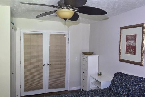 House in Sarasota, Florida 4 bedrooms, 142.51 sq.m. № 2104490 - photo 22