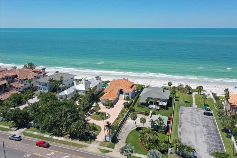 Casa en alquiler en Belleair Beach, Florida, 4 dormitorios, 358.42 m2 № 1848649 - foto 2