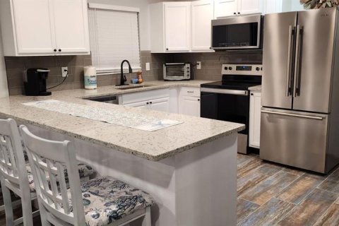Condo in Englewood, Florida, 3 bedrooms № 2123081 - photo 8