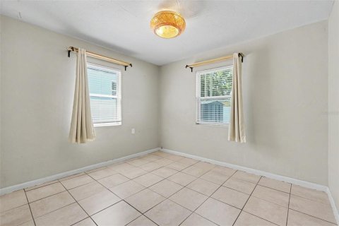 Villa ou maison à vendre à Saint Petersburg, Floride: 2 chambres, 66.89 m2 № 2219331 - photo 11