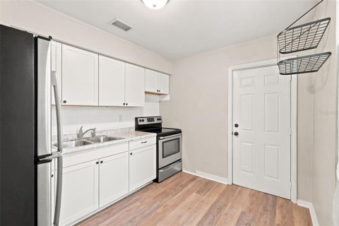Villa ou maison à vendre à Saint Petersburg, Floride: 2 chambres, 66.89 m2 № 2219331 - photo 6