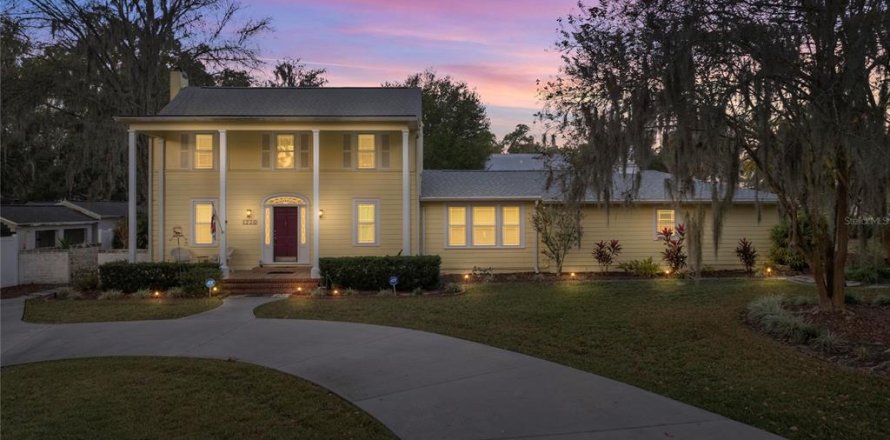 Villa ou maison à Ocala, Floride 4 chambres, 221.94 m2 № 2140984