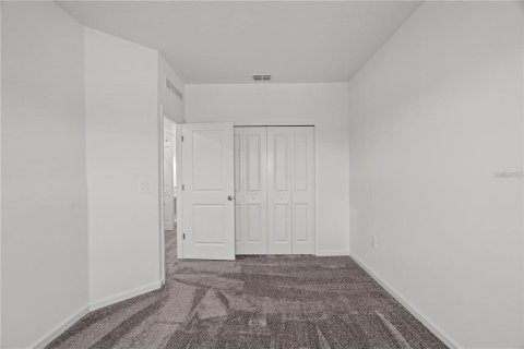Townhouse in Davenport, Florida 3 bedrooms, 170.94 sq.m. № 2143743 - photo 16