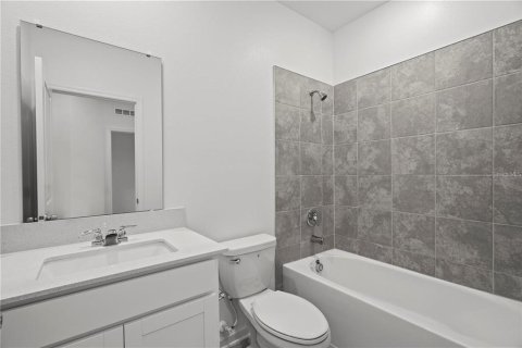 Townhouse in Davenport, Florida 3 bedrooms, 170.94 sq.m. № 2143743 - photo 24