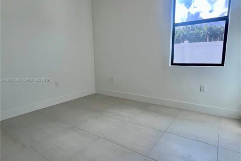 Casa en alquiler en Davie, Florida, 4 dormitorios, 161.56 m2 № 2057940 - foto 9