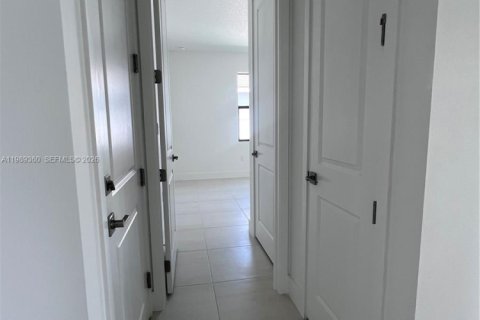 Casa en alquiler en Davie, Florida, 4 dormitorios, 161.56 m2 № 2057940 - foto 10