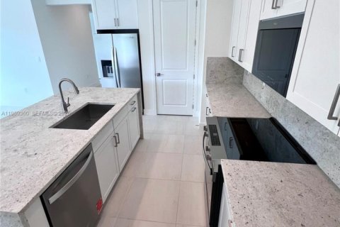 Casa en alquiler en Davie, Florida, 4 dormitorios, 161.56 m2 № 2057940 - foto 18