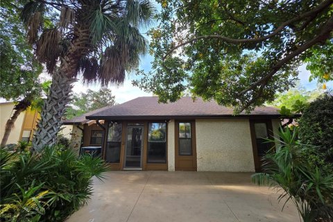 House in Bradenton, Florida 3 bedrooms, 153.29 sq.m. № 2112190 - photo 6