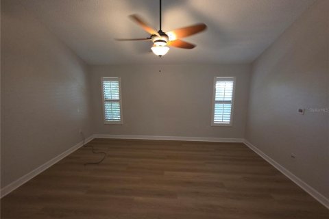 House in Bradenton, Florida 3 bedrooms, 153.29 sq.m. № 2112190 - photo 17
