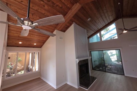 House in Bradenton, Florida 3 bedrooms, 153.29 sq.m. № 2112190 - photo 28