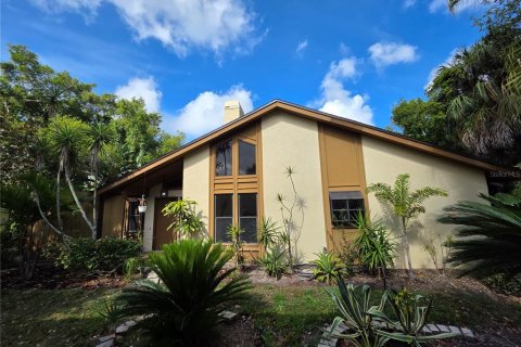 House in Bradenton, Florida 3 bedrooms, 153.29 sq.m. № 2112190 - photo 2