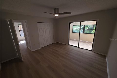 House in Bradenton, Florida 3 bedrooms, 153.29 sq.m. № 2112190 - photo 22