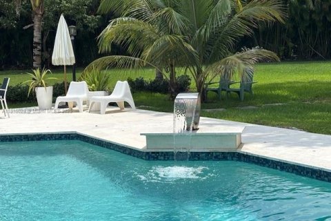 Купить виллу или дом в Майами, Флорида 4 спальни, 371.05м2, № 1766938 - фото 4