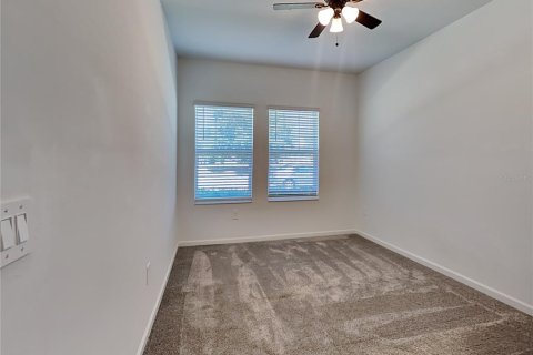 Casa en alquiler en Apopka, Florida, 5 dormitorios, 248.14 m2 № 2107353 - foto 13