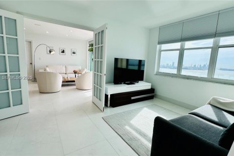 Copropriété à louer à Miami, Floride: 2 chambres, 89.19 m2 № 1996586 - photo 8