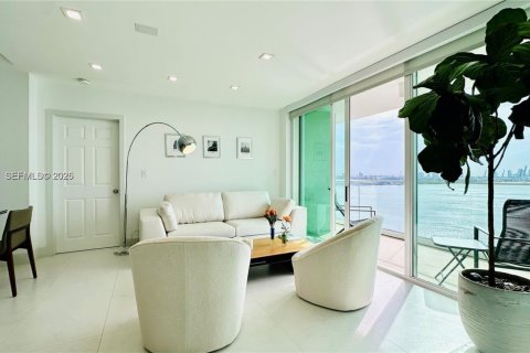 Copropriété à louer à Miami, Floride: 2 chambres, 89.19 m2 № 1996586 - photo 6