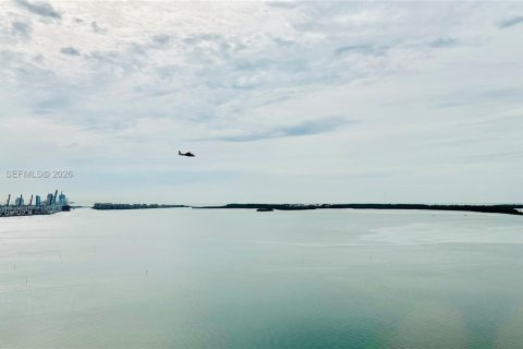 Copropriété à louer à Miami, Floride: 2 chambres, 89.19 m2 № 1996586 - photo 10