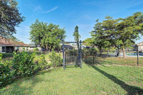 Casa en venta en Punta Gorda, Florida, 4 dormitorios, 199.28 m2 № 2212759 - foto 8