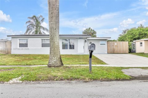 Villa ou maison à Davie, Floride 3 chambres, 102.19 m2 № 2085606