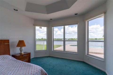 Villa ou maison à louer à Miramar, Floride: 4 chambres, 240.52 m2 № 1939786 - photo 12