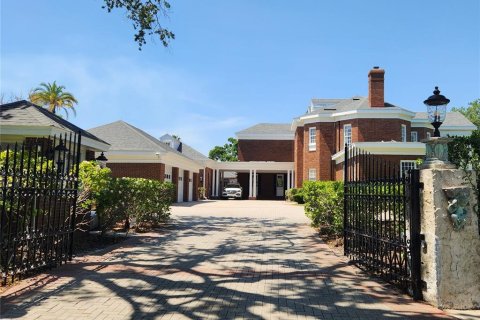 Villa ou maison à vendre à Tampa, Floride: 7 chambres, 941.1 m2 № 1719297 - photo 9