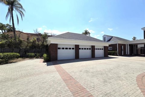 Villa ou maison à vendre à Tampa, Floride: 7 chambres, 941.1 m2 № 1719297 - photo 10