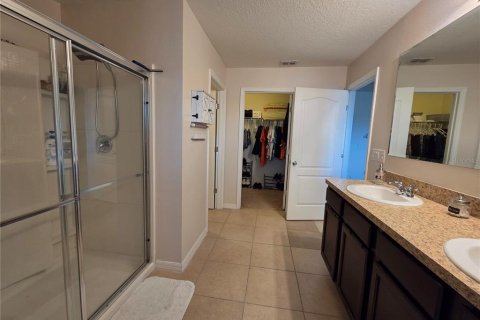 House in Winter Haven, Florida 5 bedrooms, 243.03 sq.m. № 2391016 - photo 30