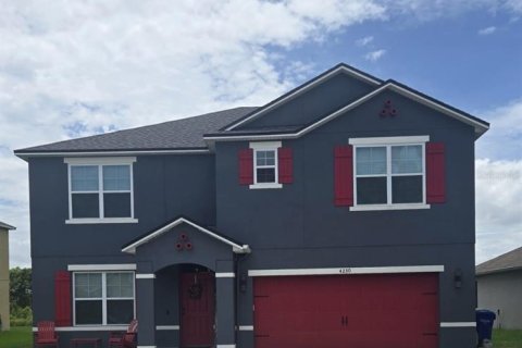 House in Winter Haven, Florida 5 bedrooms, 243.03 sq.m. № 2391016