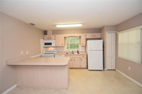 Appartement à louer à Palm Coast, Floride: 2 chambres, 94.2 m2 № 2427114 - photo 3
