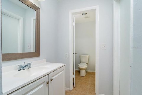House in Punta Gorda, Florida 4 bedrooms, 135.36 sq.m. № 2277633 - photo 10
