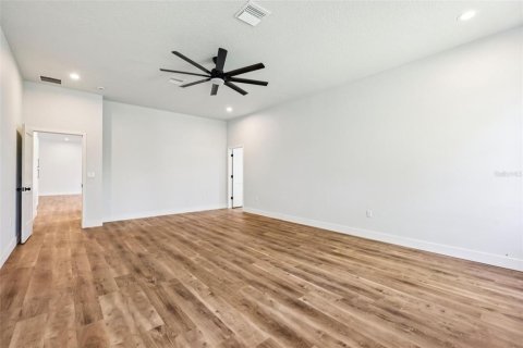 Villa ou maison à vendre à DeLand, Floride: 4 chambres, 301.93 m2 № 2239028 - photo 13