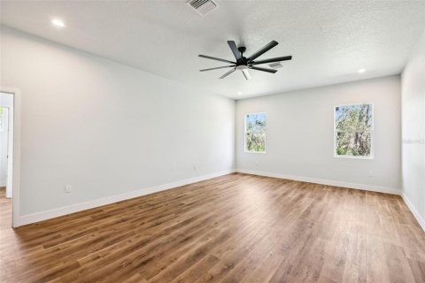 Villa ou maison à vendre à DeLand, Floride: 4 chambres, 301.93 m2 № 2239028 - photo 11