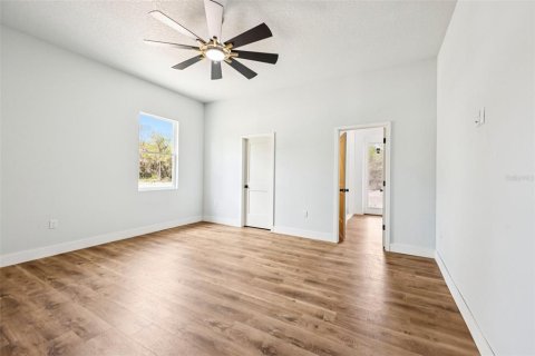 Villa ou maison à vendre à DeLand, Floride: 4 chambres, 301.93 m2 № 2239028 - photo 23