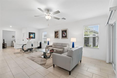 Casa en venta en Land O' Lakes, Florida, 2 dormitorios, 150.04 m2 № 2302673 - foto 13
