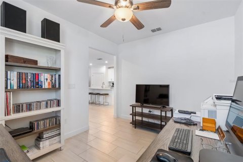 Casa en venta en Land O' Lakes, Florida, 2 dormitorios, 150.04 m2 № 2302673 - foto 29