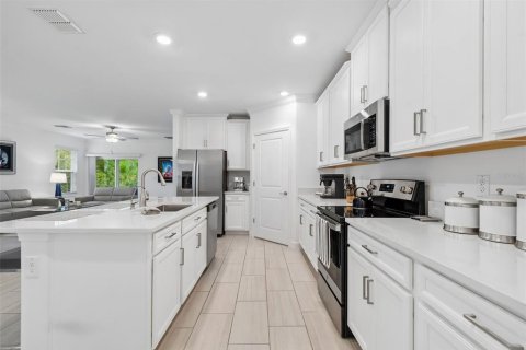 Casa en venta en Land O' Lakes, Florida, 2 dormitorios, 150.04 m2 № 2302673 - foto 4