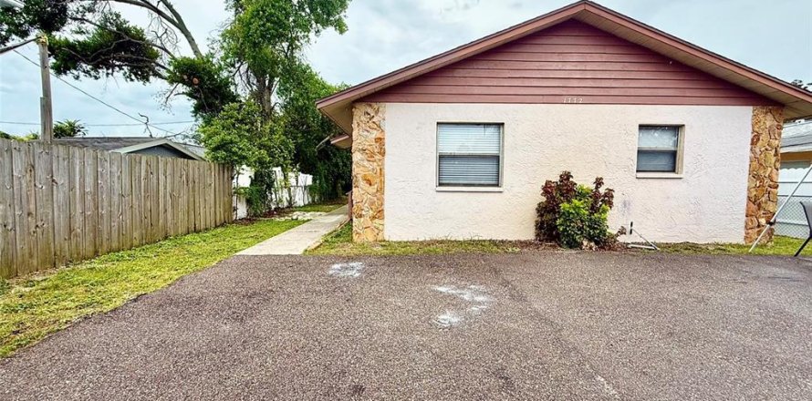 Apartment in Clearwater, Florida 2 bedrooms, 91.04 sq.m. № 1849835